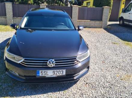 Volkswagen - Passat