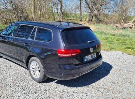 Volkswagen - Passat