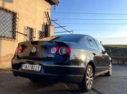 Volkswagen - Passat