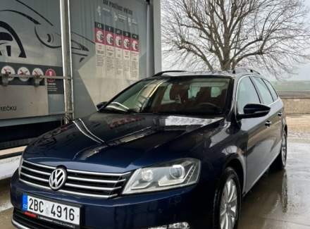 Volkswagen - Passat