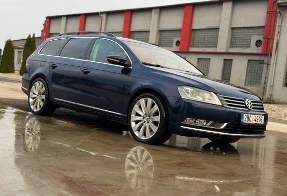 Volkswagen - Passat