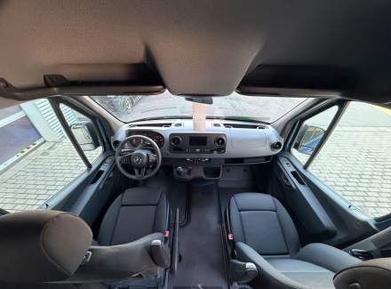Mercedes-Benz - Sprinter