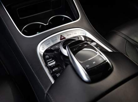 Mercedes-Benz - S-class