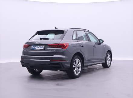 Audi - Q3
