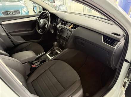 Škoda - Octavia