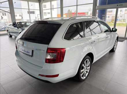 Škoda - Octavia