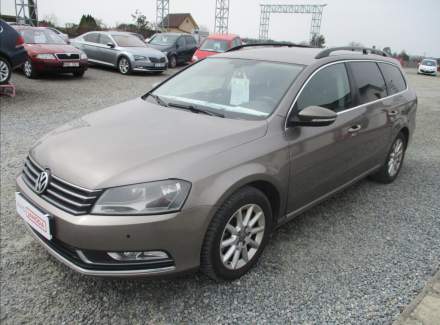 Volkswagen - Passat