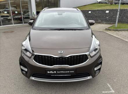 Kia - Carens