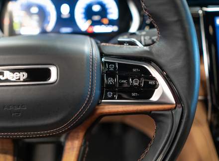 Jeep - Grand Cherokee