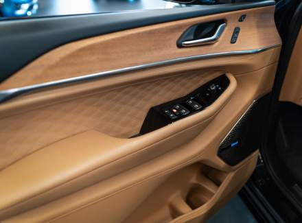 Jeep - Grand Cherokee