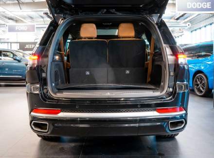 Jeep - Grand Cherokee