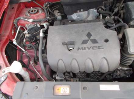 Mitsubishi - Outlander