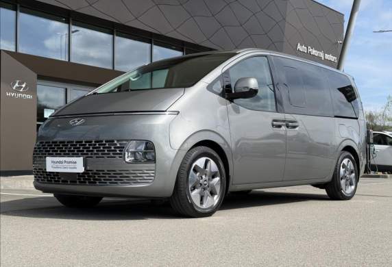 Hyundai - Staria