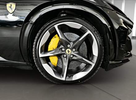 Ferrari - Purosangue