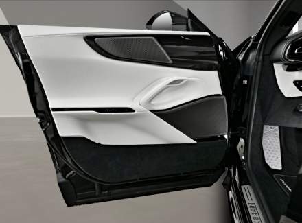 Ferrari - Purosangue