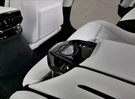 Ferrari - Purosangue