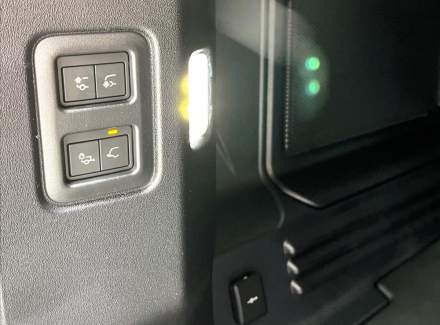 Land Rover - Defender