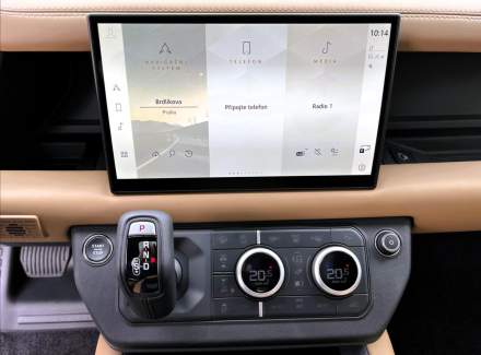 Land Rover - Defender