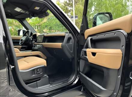 Land Rover - Defender