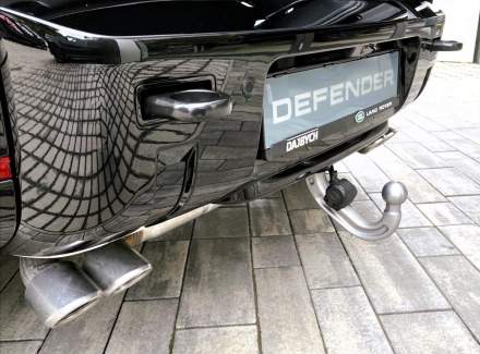 Land Rover - Defender