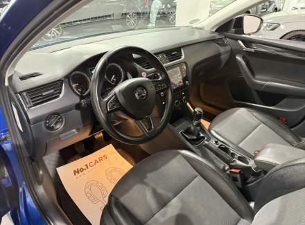 Škoda - Octavia