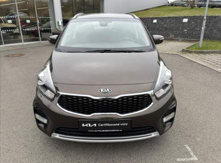 Kia - Carens