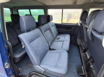 Volkswagen - Caravelle