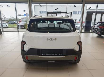Kia - Avella