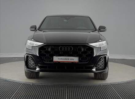 Audi - Q8