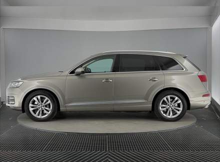 Audi - Q7