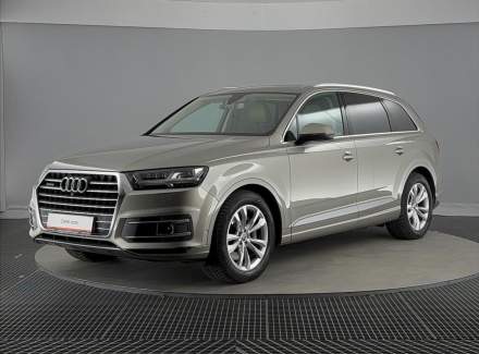 Audi - Q7