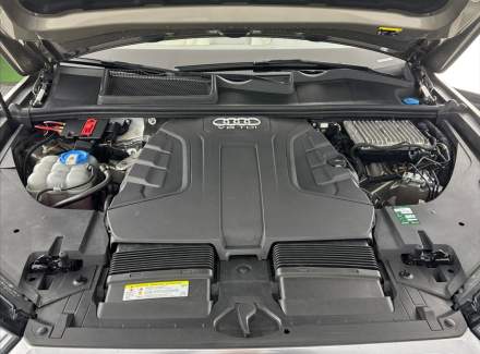 Audi - Q7