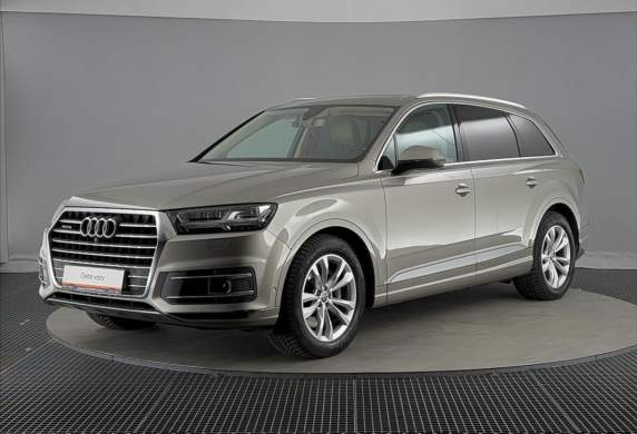 Audi - Q7