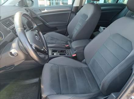 Volkswagen - Golf