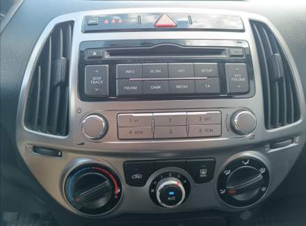 Hyundai - i20