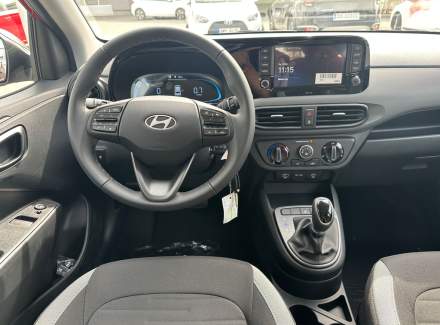Hyundai - i10