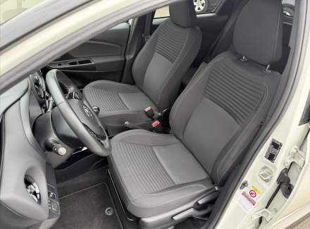 Toyota - Yaris