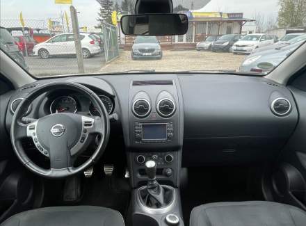 Nissan - Qashqai