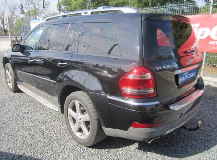 Mercedes-Benz - GL