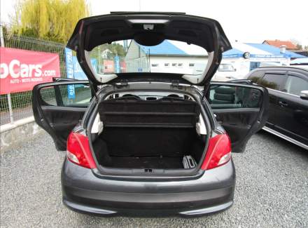 Peugeot - 207
