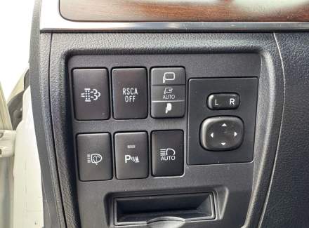 Toyota - Land Cruiser