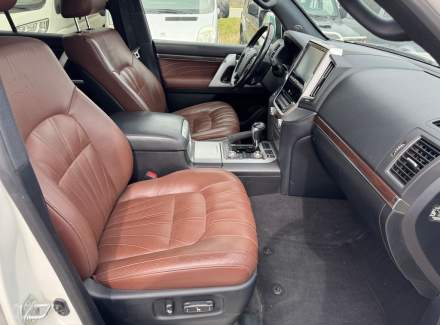 Toyota - Land Cruiser