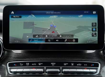 Mercedes-Benz - V-class