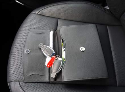 Mercedes-Benz - V-class