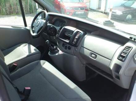 Opel - Vivaro