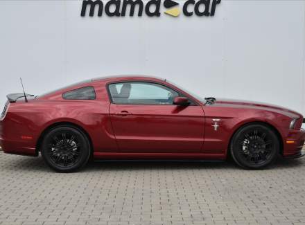 Ford - Mustang