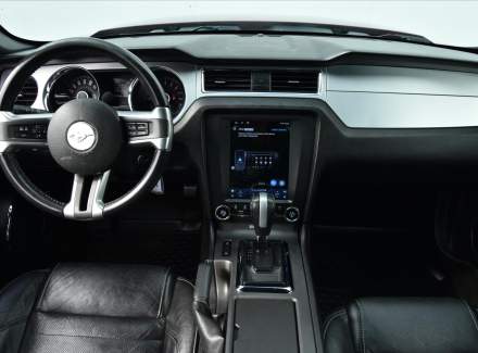 Ford - Mustang