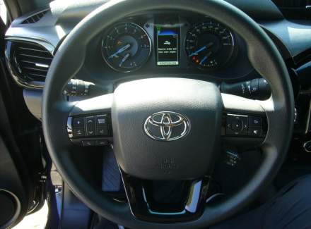 Toyota - Hilux