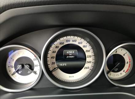 Mercedes-Benz - E-class