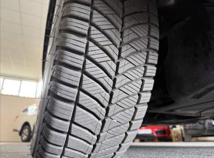 Volkswagen - Caravelle